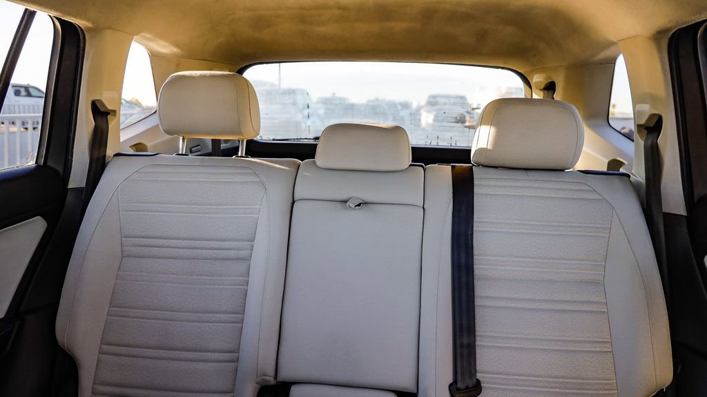 Used 2022 Volkswagen Tiguan S image 26