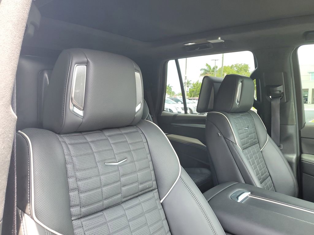 Certified 2025 Cadillac Escalade Sport Platinum AWD/4WD image 25