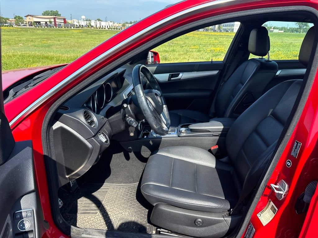 Used 2012 Mercedes-Benz C 300 4MATIC Sedan image 14