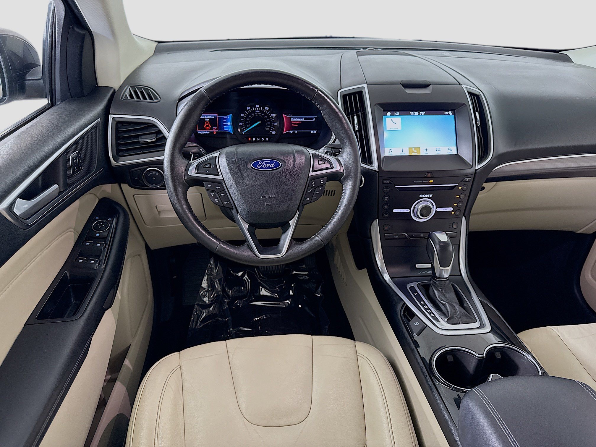 Used 2017 Ford Edge Titanium w/ Technology Package FWD image 17