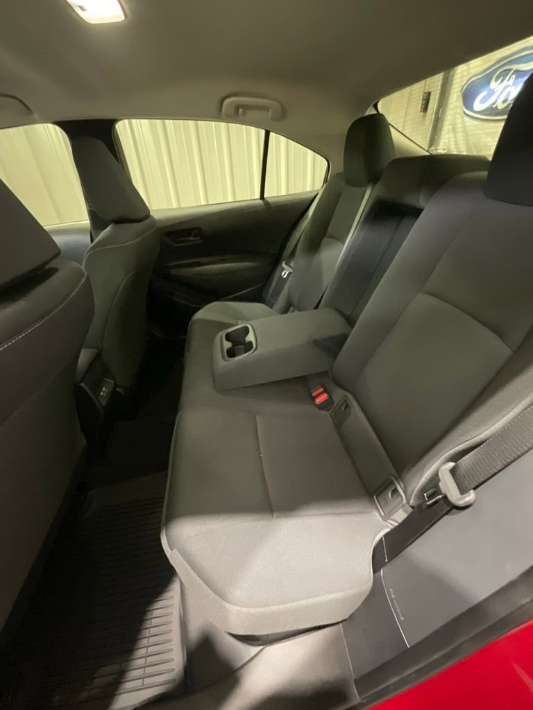 Used 2026 Toyota Corolla LE w/ LE Premium Package image 11