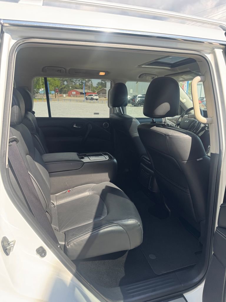 Used 2024 INFINITI QX80 Luxe image 17