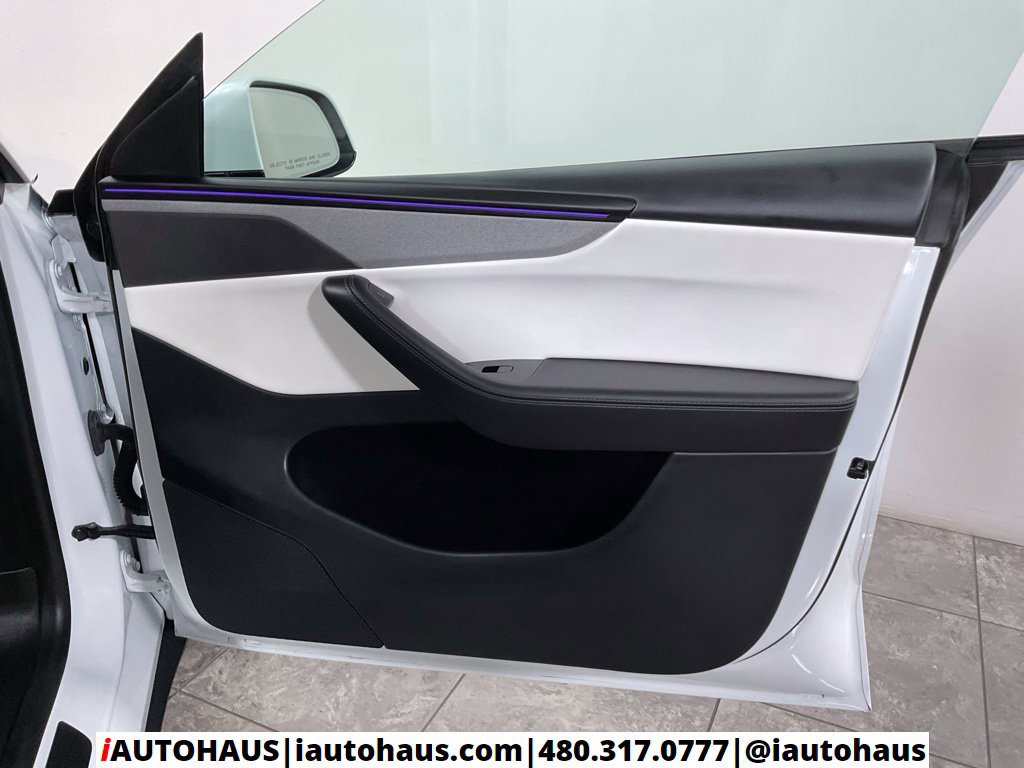 Used 2026 Tesla Model Y AWD image 45