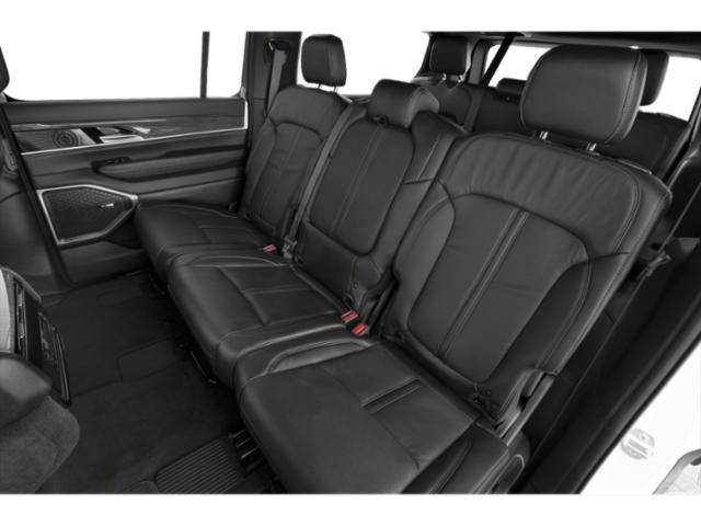 Used 2022 Jeep Wagoneer Series III AWD/4WD image 13