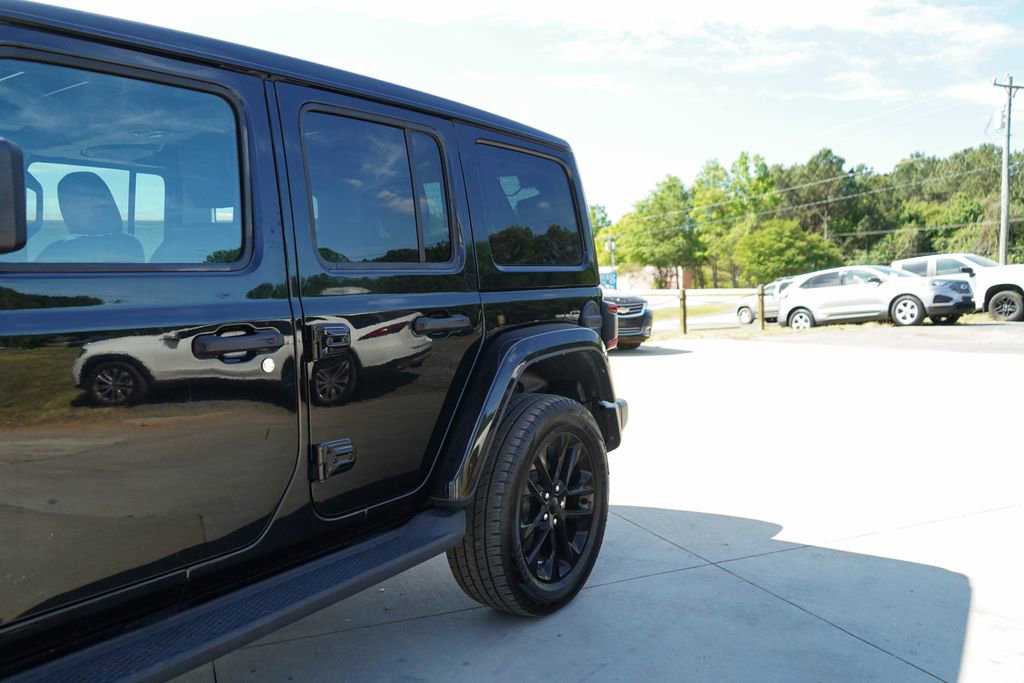 Used 2022 Jeep Wrangler Unlimited Sahara w/ Cold Weather Group image 21