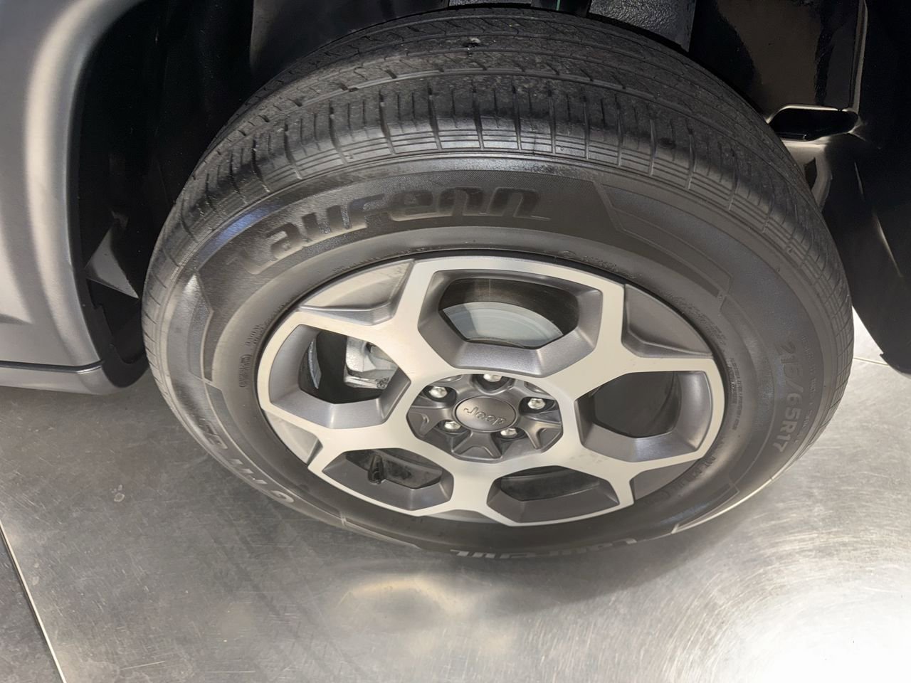 Used 2022 Jeep Compass Trailhawk w/ Trailhawk Elite Group image 12