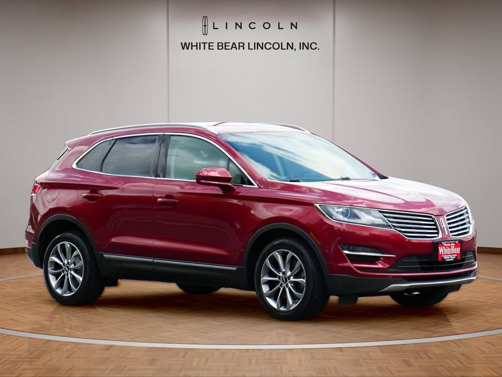 Used 2017 Lincoln MKC Select AWD/4WD image 2