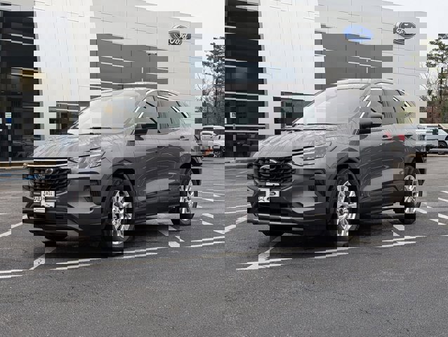 Certified 2023 Ford Escape Active w/ Cold Weather Package image 1