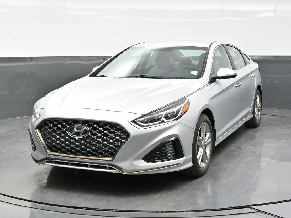 Used 2019 Hyundai Sonata SEL w/ Cargo Package FWD image 2