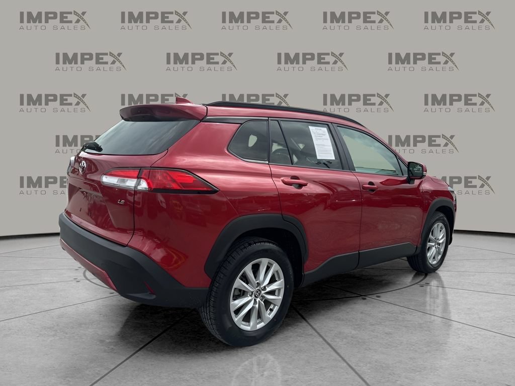Used 2023 Toyota Corolla Cross LE FWD image 5