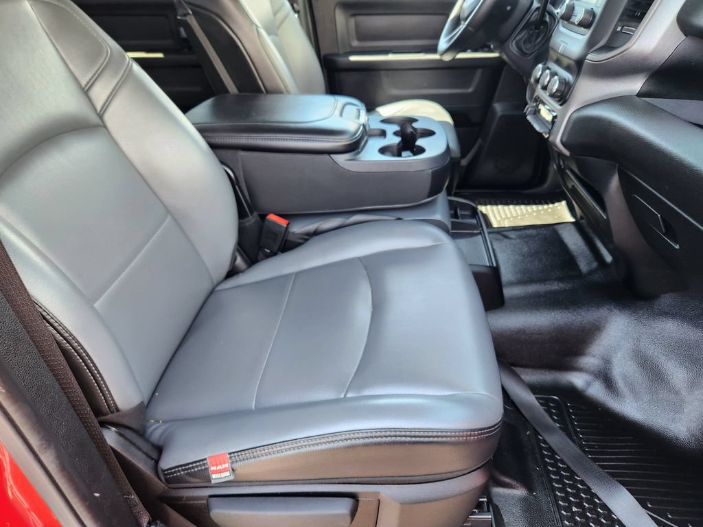 Used 2019 RAM 2500 Tradesman w/ Chrome Appearance Group AWD/4WD image 14