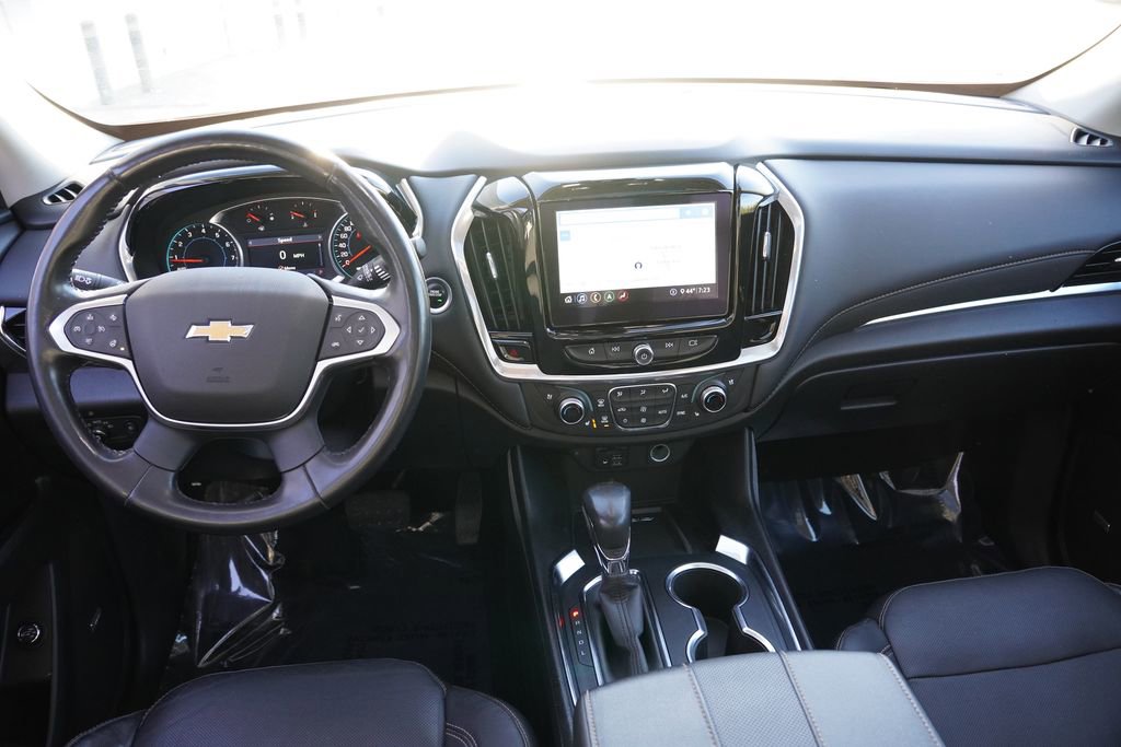 Used 2021 Chevrolet Traverse Premier w/ Redline Edition AWD/4WD image 20