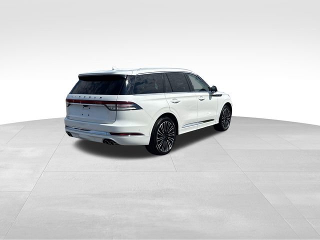 Certified 2024 Lincoln Aviator Black Label w/ Class IV Trailer Tow Package AWD/4WD image 4