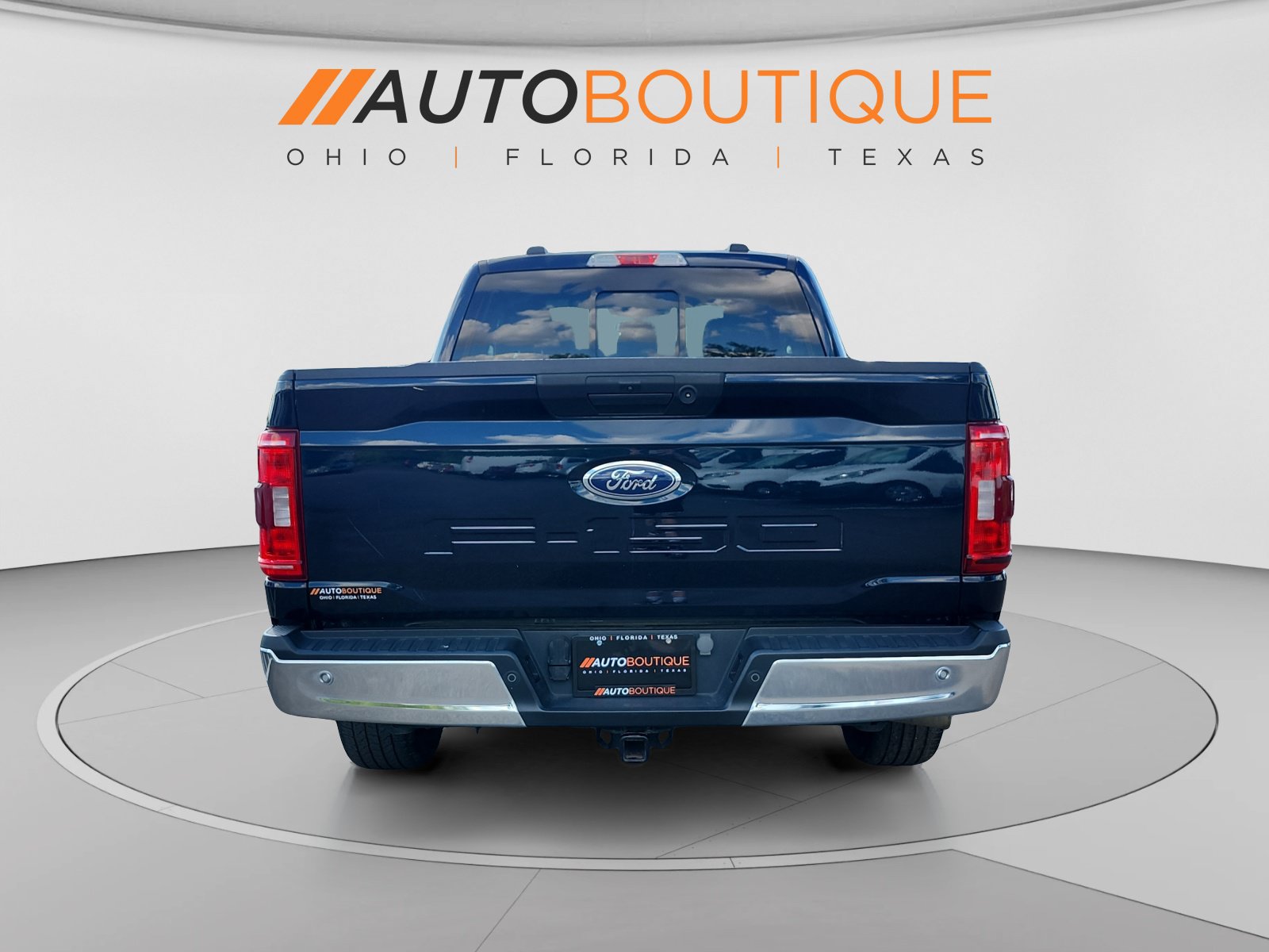 Used 2023 Ford F150 XLT w/ Equipment Group 301A Mid RWD image 4