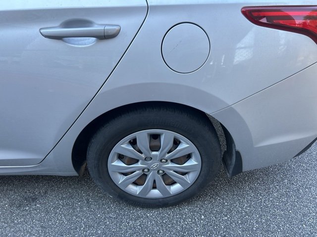 Used 2022 Hyundai Accent SE image 6