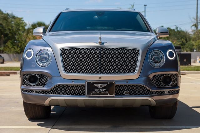 Used 2018 Bentley Bentayga AWD/4WD image 20