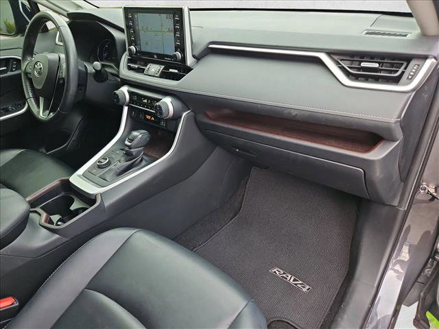 Used 2021 Toyota RAV4 Limited w/ Carpet Mat Package (TMS) image 23