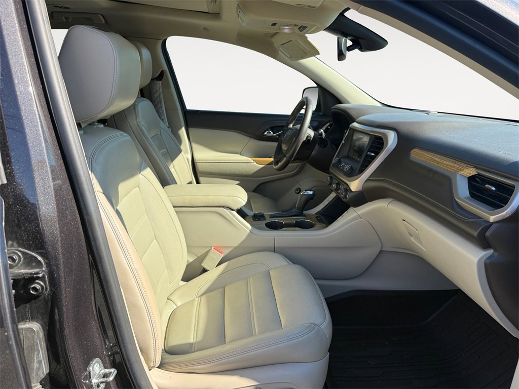 Used 2017 GMC Acadia Denali w/ Technology Package image 15