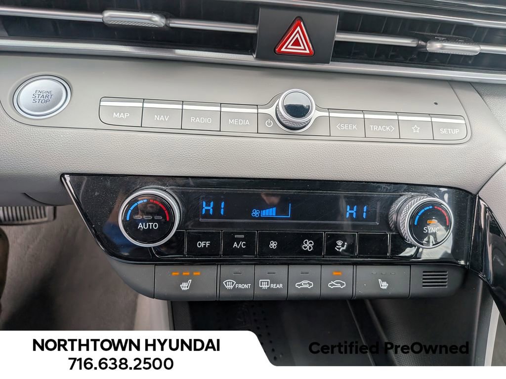 Used 2023 Hyundai Elantra SEL w/ Convenience Package FWD image 18