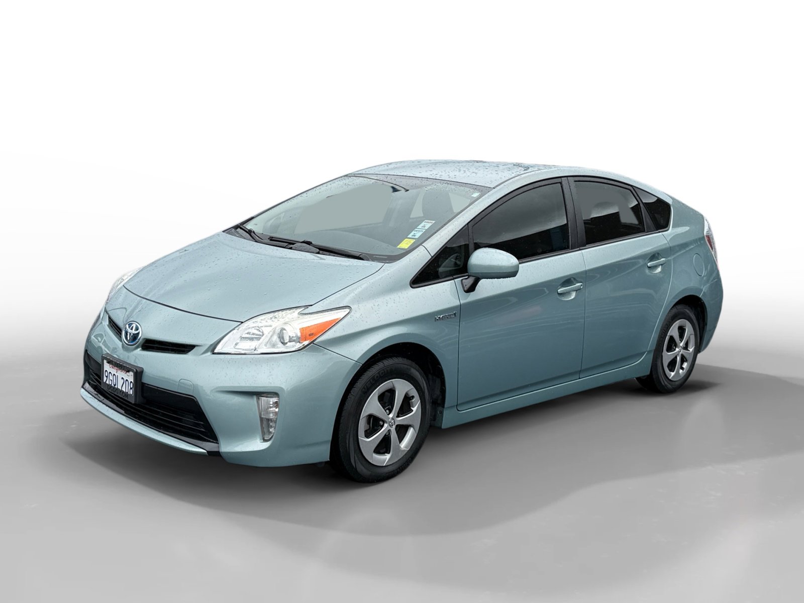 Used 2015 Toyota Prius Two image 1
