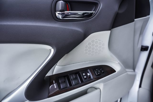 Used 2012 Lexus IS 250 w/ Premium Pkg Value Edition RWD image 12