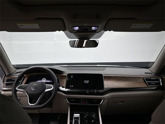 New 2026 Volkswagen Atlas SE image 10