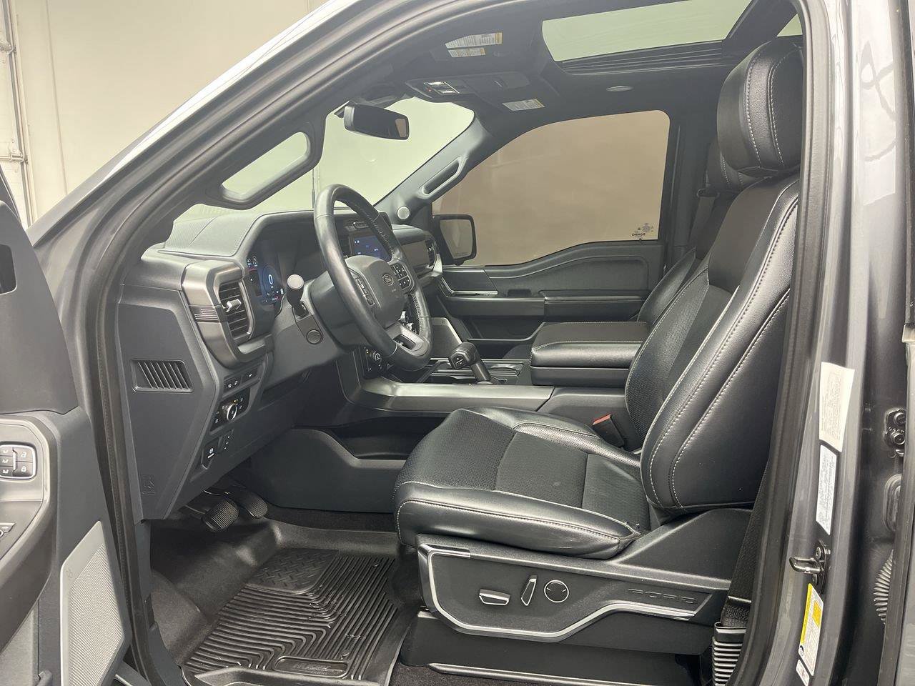 Used 2024 Ford F150 Lariat w/ Equipment Group 502A High AWD/4WD image 3