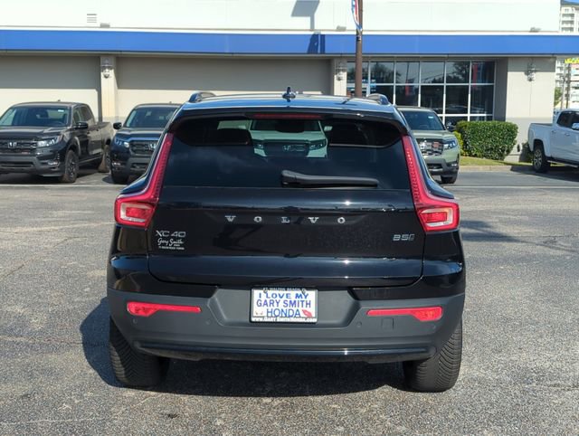Used 2024 Volvo XC40 B5 Ultimate image 5