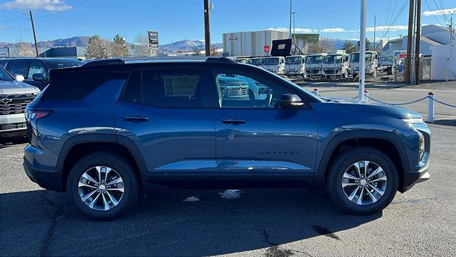 New 2026 Chevrolet Equinox LT w/ Convenience Package II image 4