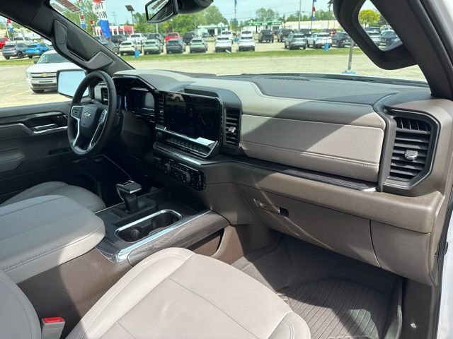 Used 2024 Chevrolet Silverado 1500 LTZ AWD/4WD image 30