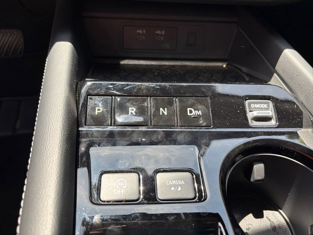 Used 2025 Nissan Murano SV AWD/4WD image 21