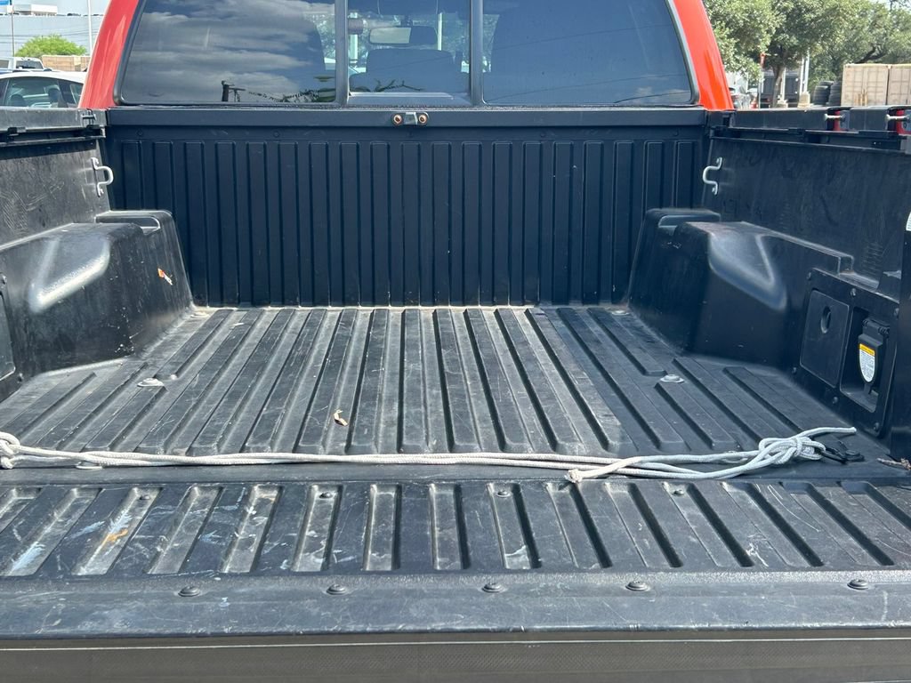 Used 2016 Toyota Tacoma TRD Sport w/ Towing Package AWD/4WD image 14