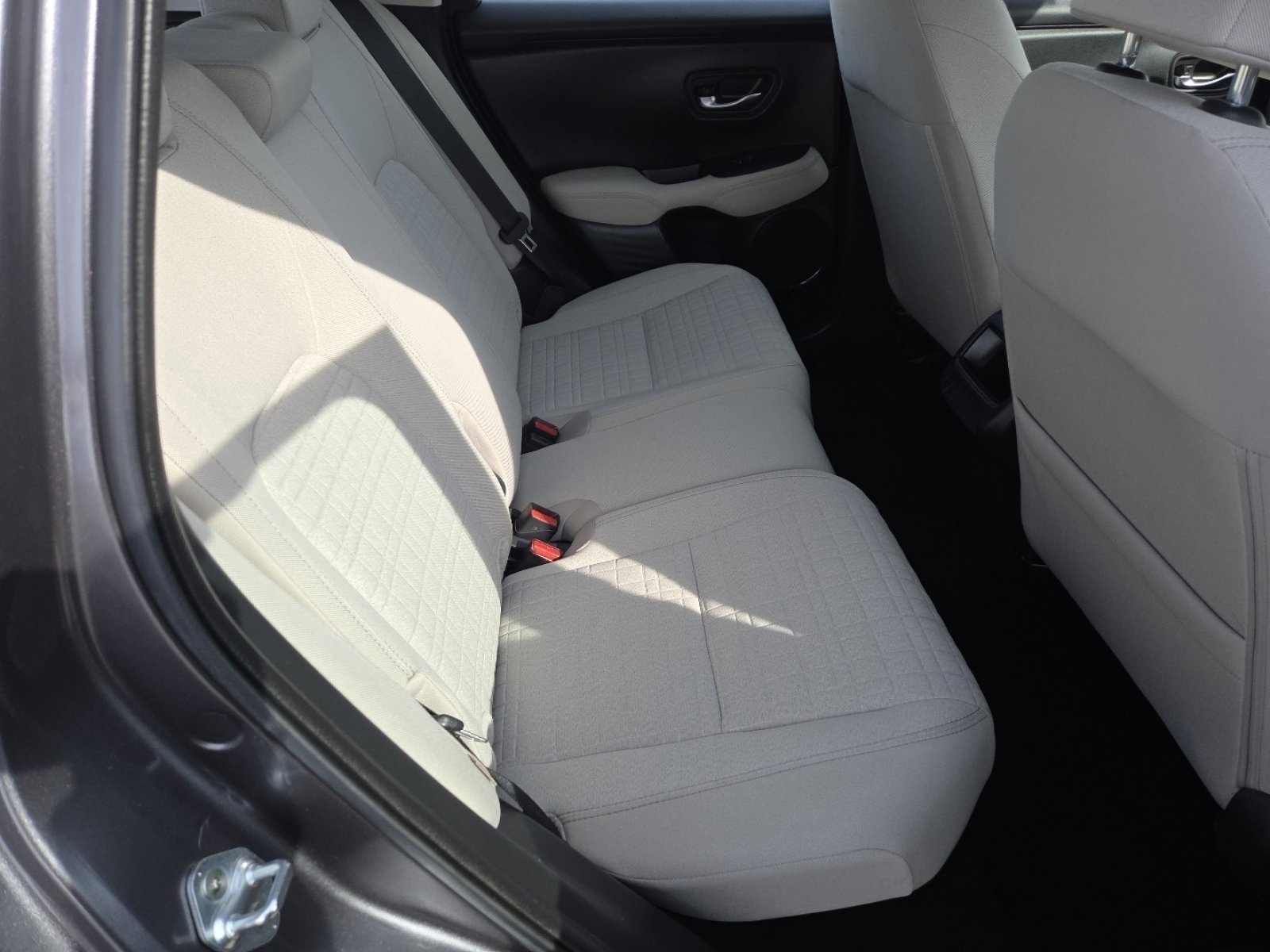 Used 2023 Honda HR-V LX image 18