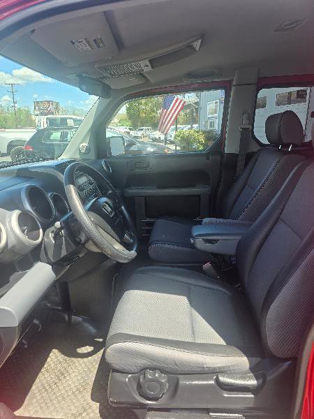 Used 2005 Honda Element EX image 6