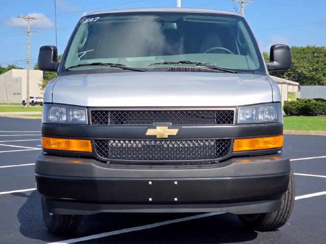 New 2026 Chevrolet Express 2500 w/ Driver Convenience Package RWD image 6