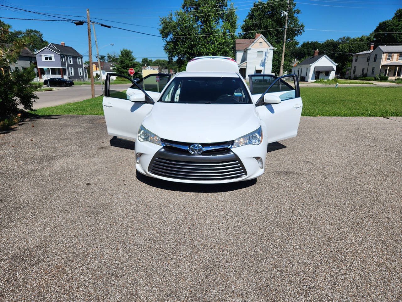 Used 2015 Toyota Camry LE FWD image 22