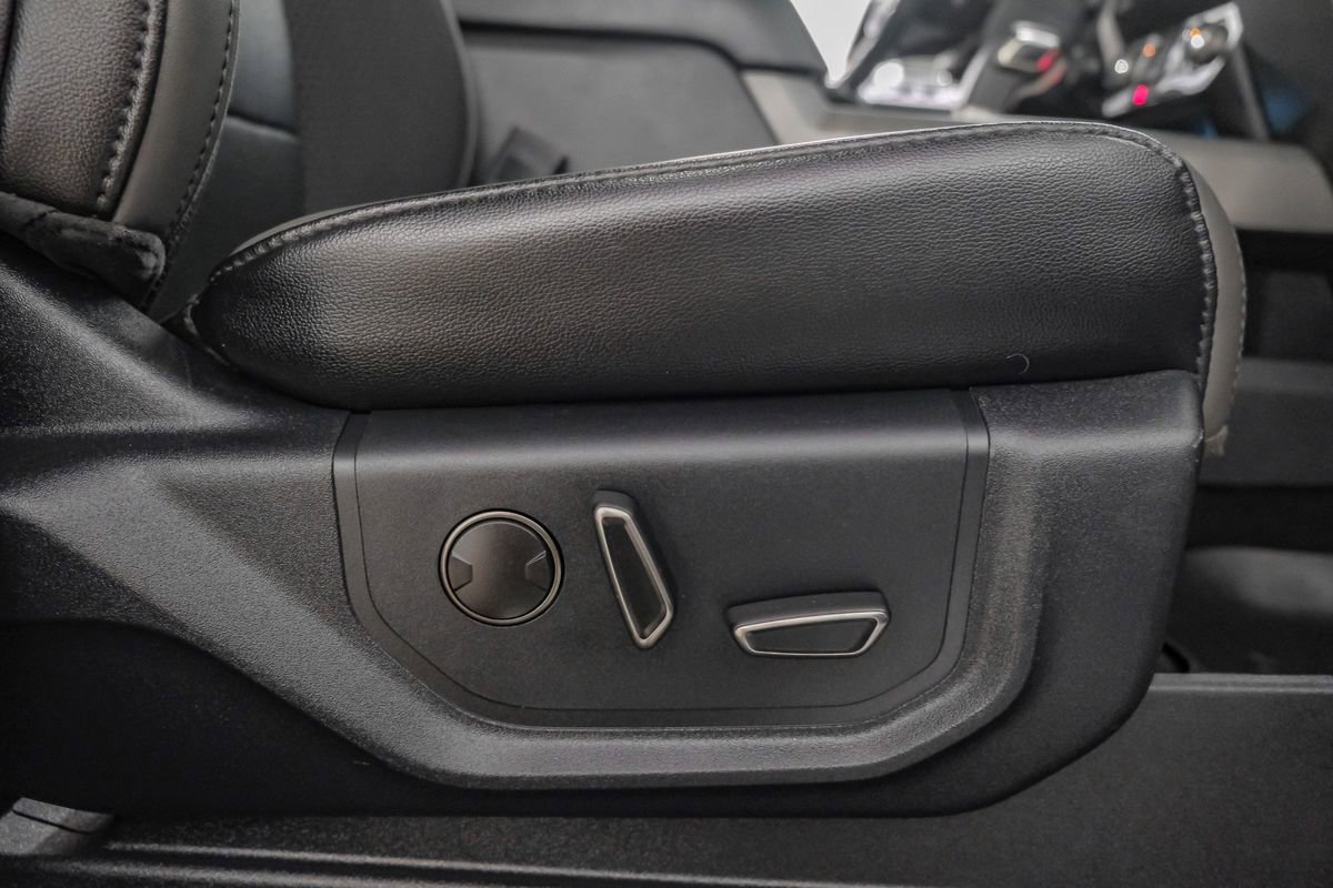 Used 2020 Ford F150 Raptor w/ Equipment Group 802A Luxury image 36