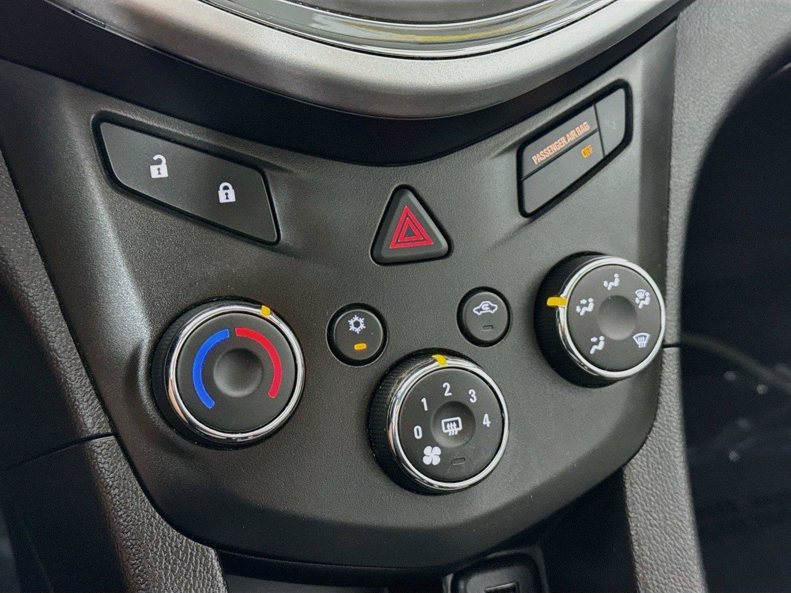 Used 2018 Chevrolet Sonic LS FWD image 21