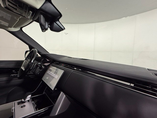 Used 2025 Land Rover Range Rover Long Wheelbase Autobiography AWD/4WD image 28