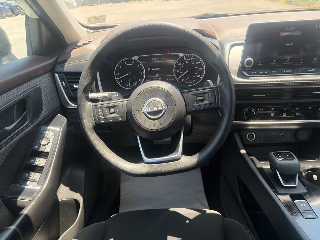 Used 2023 Nissan Rogue S AWD/4WD image 14