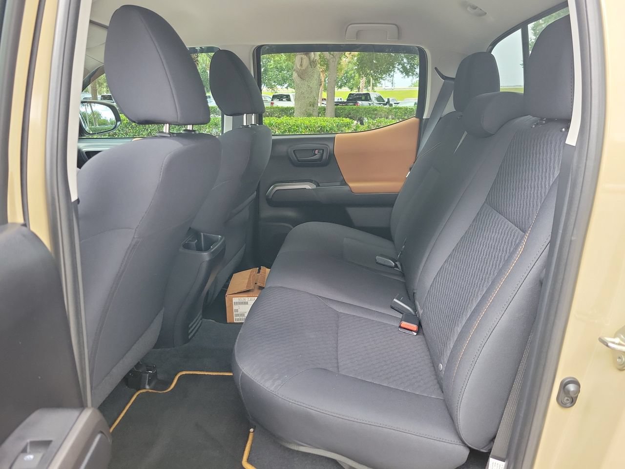 Used 2020 Toyota Tacoma SR5 RWD image 10