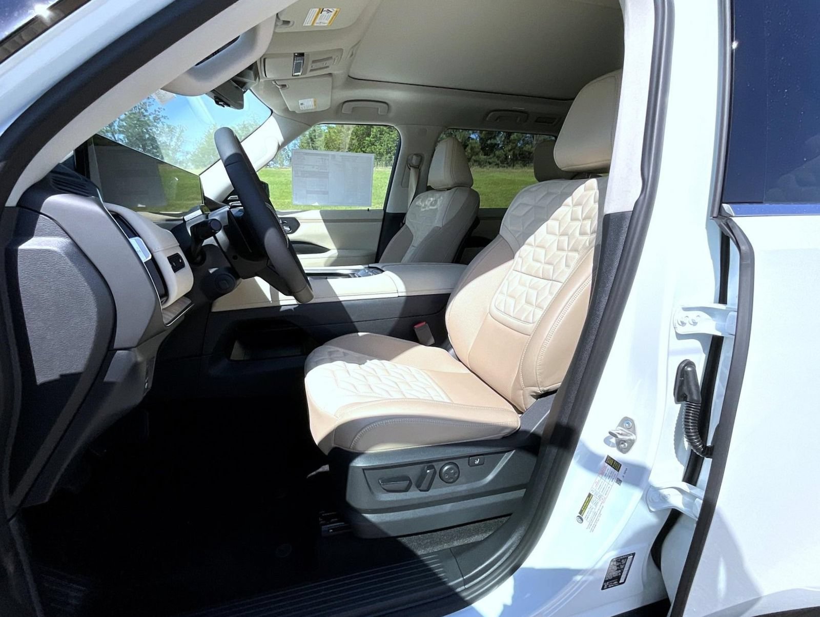 New 2026 Nissan Armada Platinum Reserve AWD/4WD image 10
