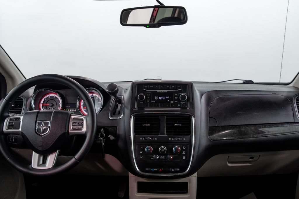 Used 2014 Dodge Grand Caravan SE w/ Quick Order Package 29E SE FWD image 20