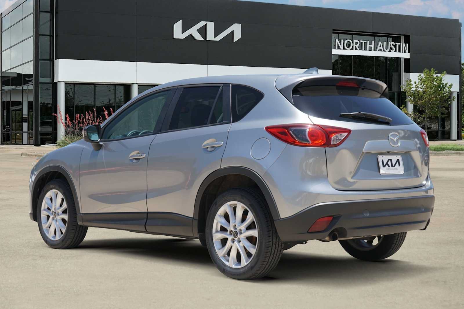 Used 2013 MAZDA CX-5 Grand Touring w/ GT Tech Pkg AWD/4WD image 4