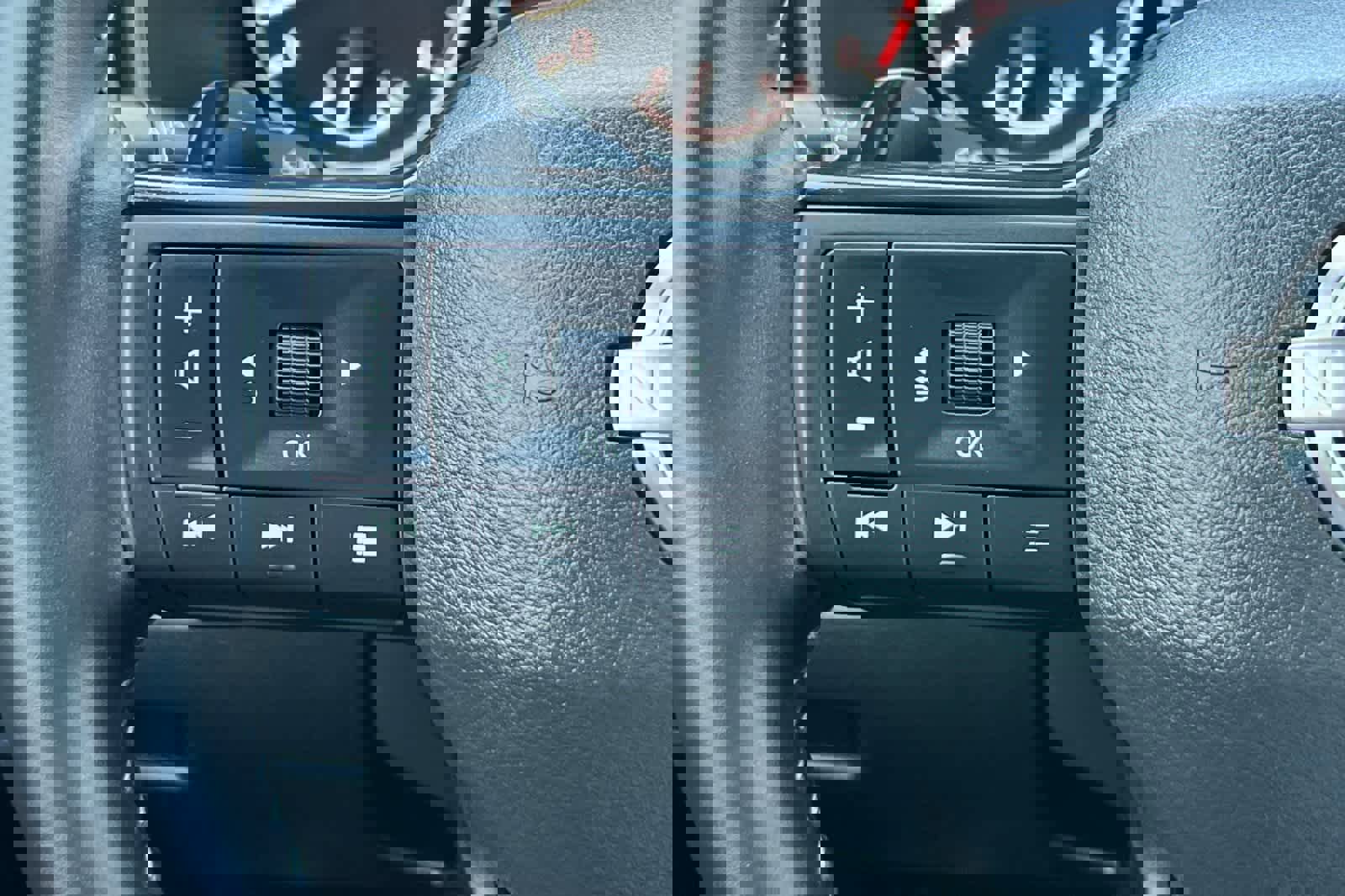 New 2026 Nissan Rogue SV image 30