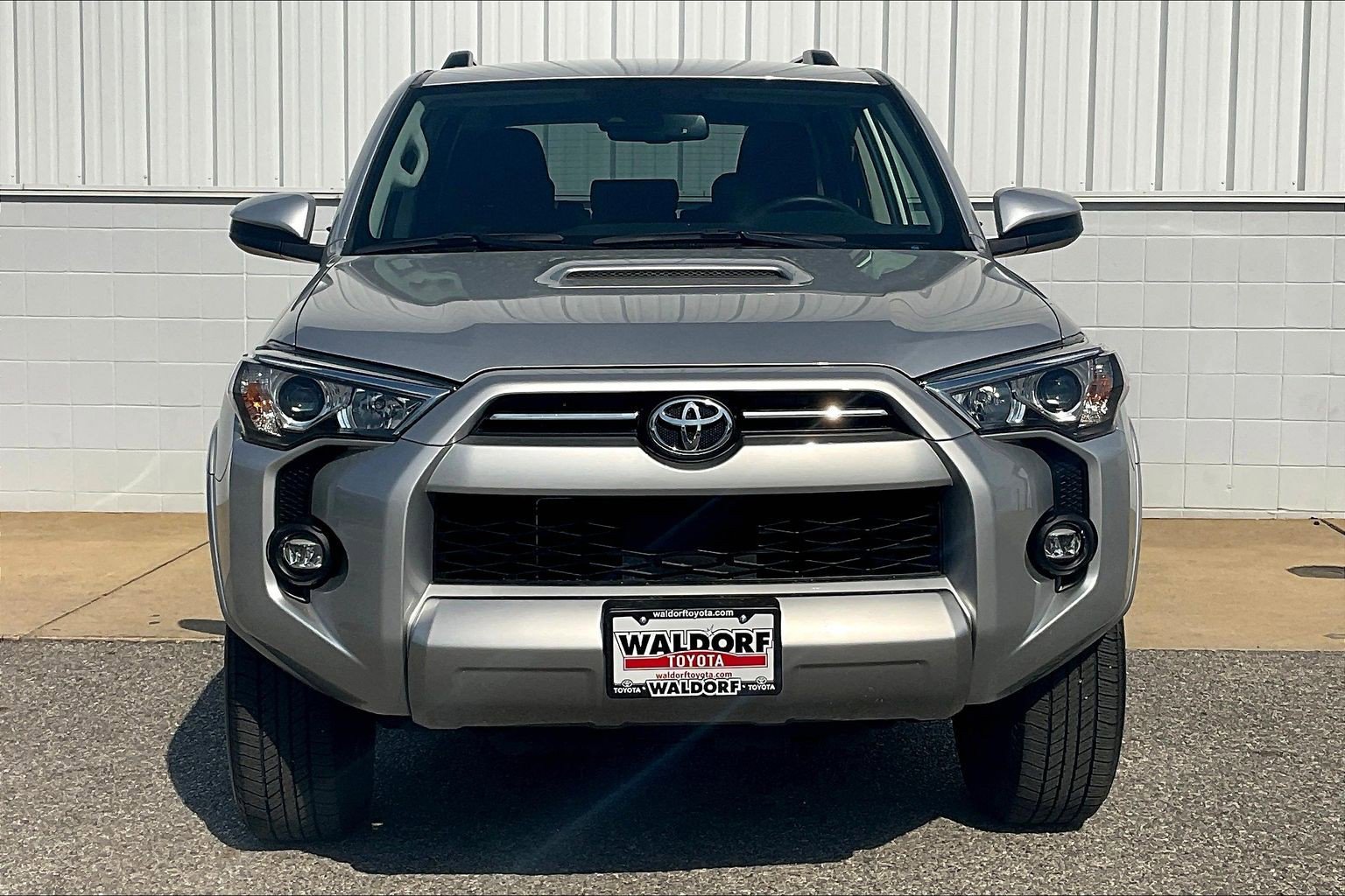 Used 2023 Toyota 4Runner TRD Off-Road image 3