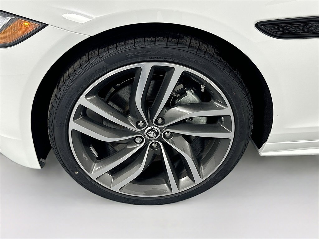 New 2024 Jaguar XF R-Dynamic SE image 32