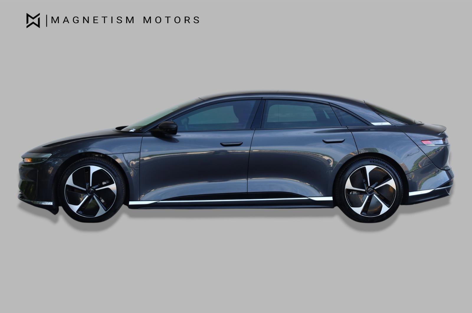 Used 2023 Lucid Air Pure AWD/4WD image 2