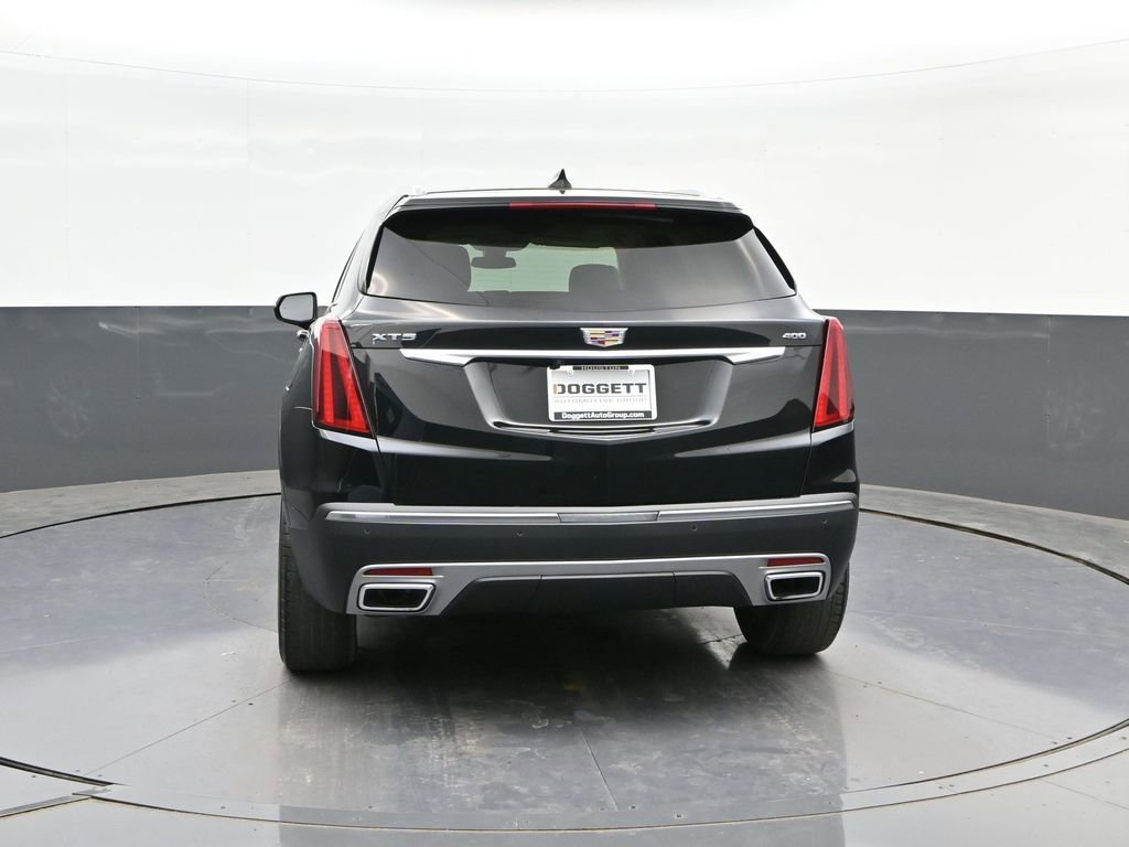 Used 2023 Cadillac XT5 Premium Luxury w/ LPO, Floor Liner Package FWD image 8