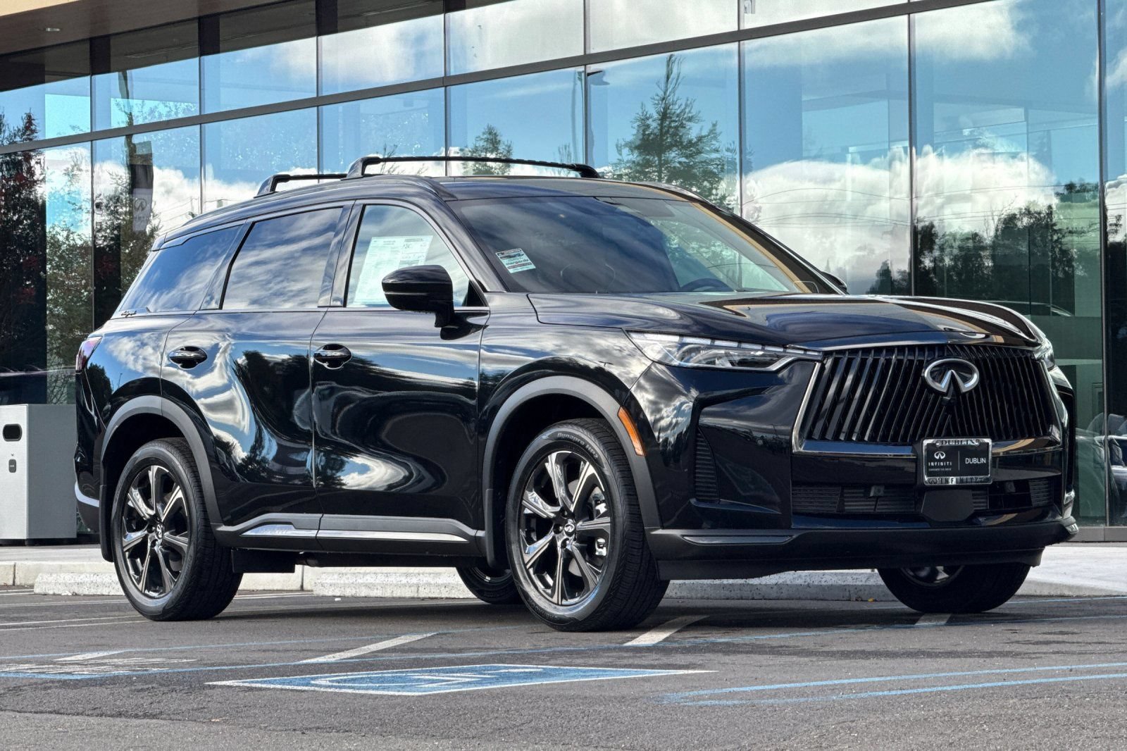 New 2026 INFINITI QX60 Autograph w/ Dark Cargo Package AWD/4WD image 7